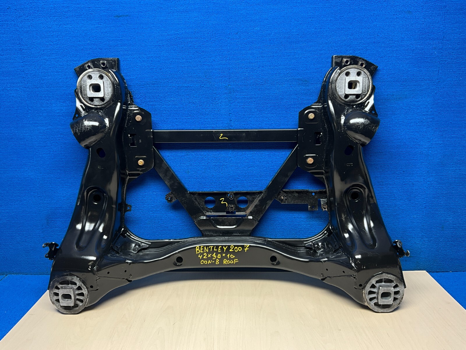 2004 - 2010 BENTLEY CONTINENTAL GTC FRONT SUSPENSION CROSSMEMBER SUBFRAME OEM