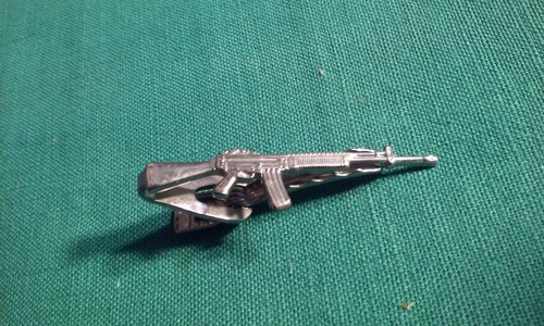 AK-47 Figural Military Theme Novelty Gun Rifle Tie Clip Clasp Silver -Tone Metal