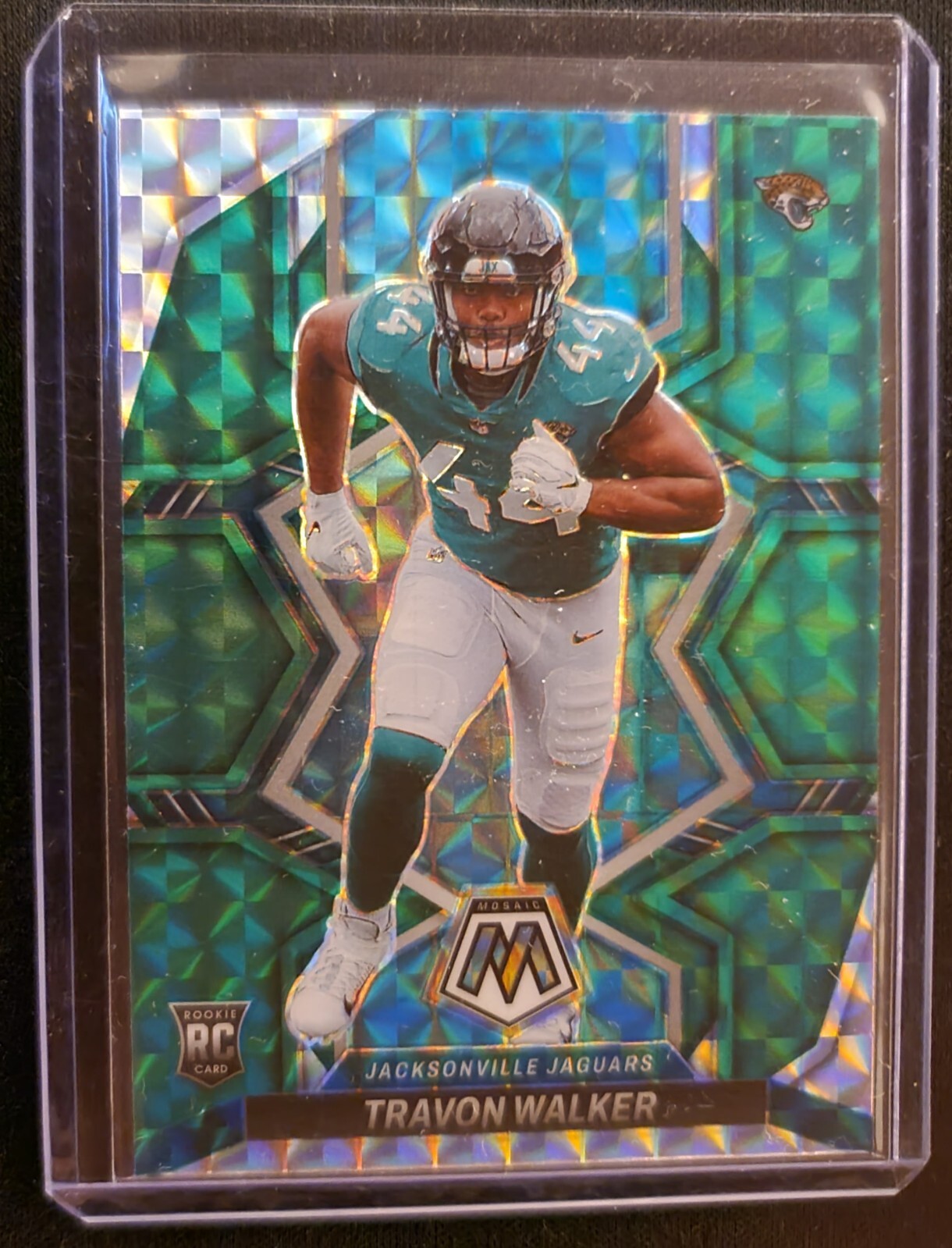 TRAVON WALKER 2022 Panini Mosaic Football Green Prizm #333  Rc Rookie JAGUARS