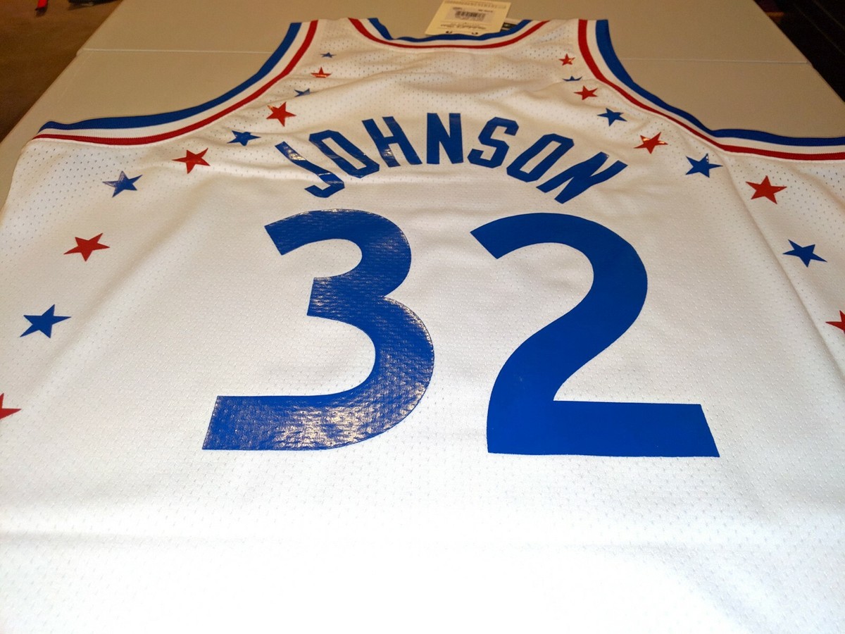 NBA LAKERS magic johnson 90sチャンピオンユニフォーム Vintage 90s Los Angeles Lakers Magic Johnson Jersey by Champion