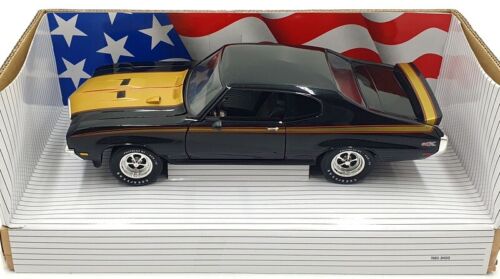 Ertl American Muscle 1/18 Scale Diecast 7604 - 1971 Buick GSX - Black - Picture 4 of 5