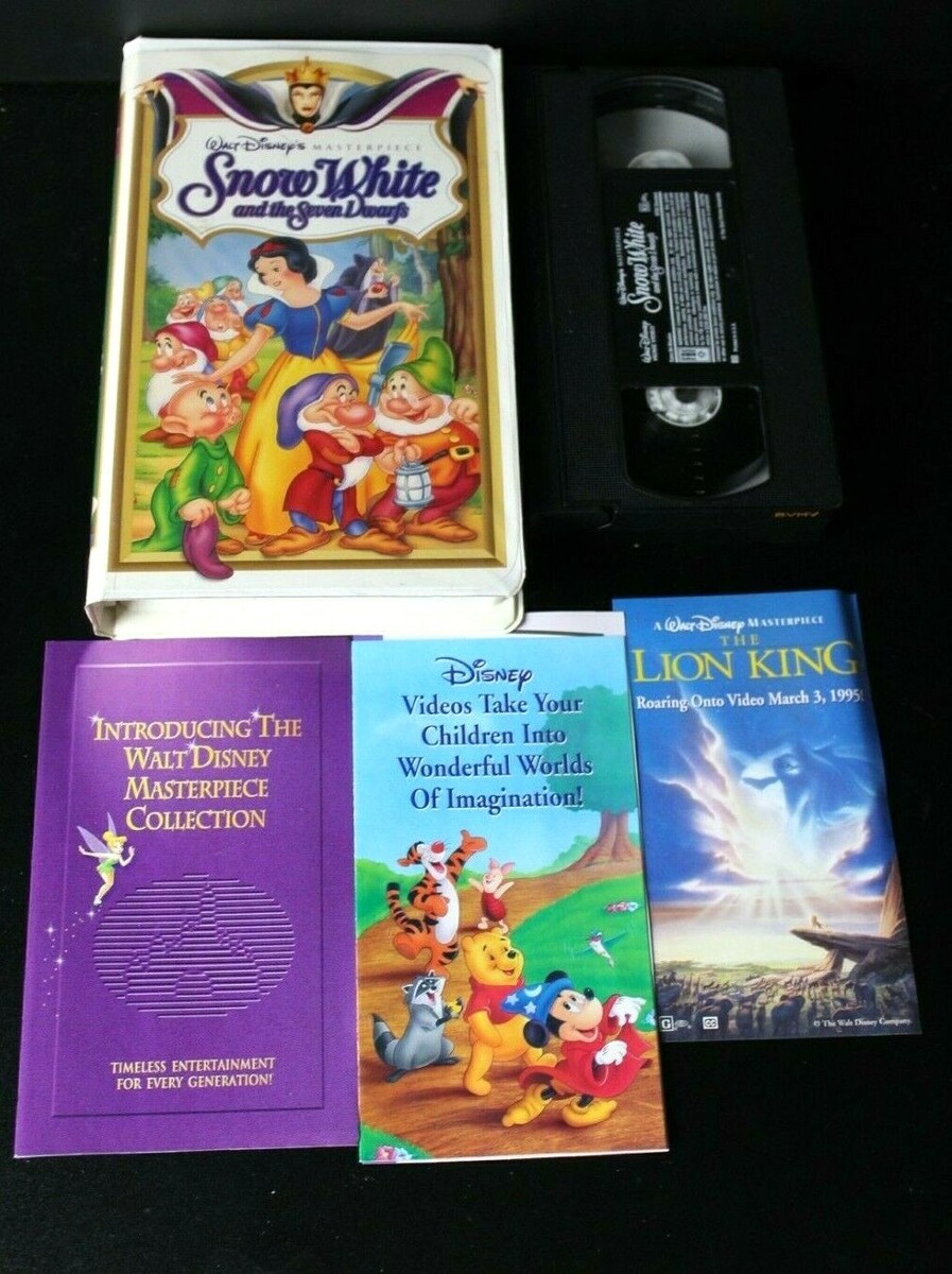 Snow White And The Seven Dwarfs VHS Cassette Tape Clamshell Disney