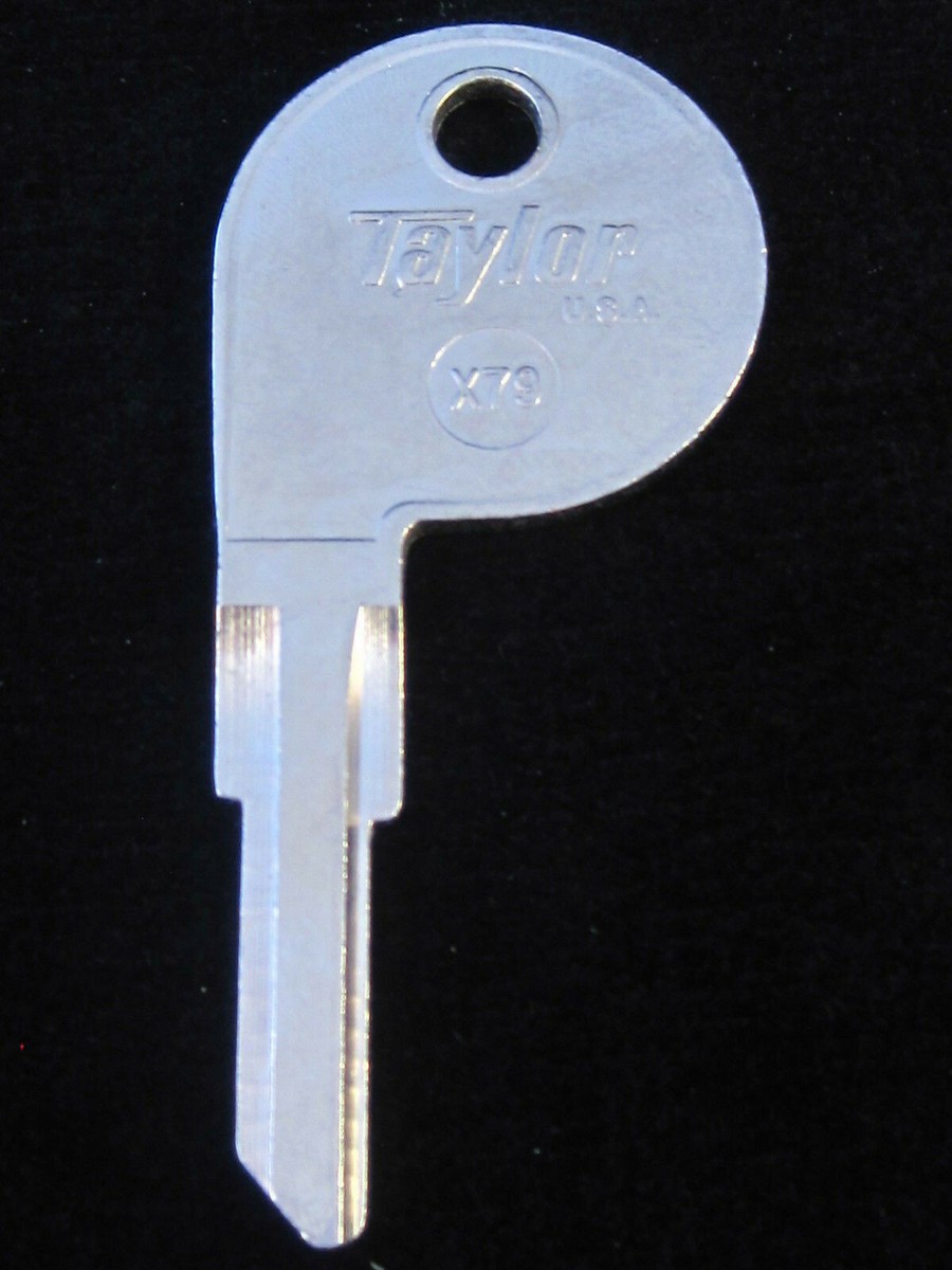 SP7 Key Blank ALFA ROMEO ALFETTA Door 1976-80 (1 of 3), MASERATI