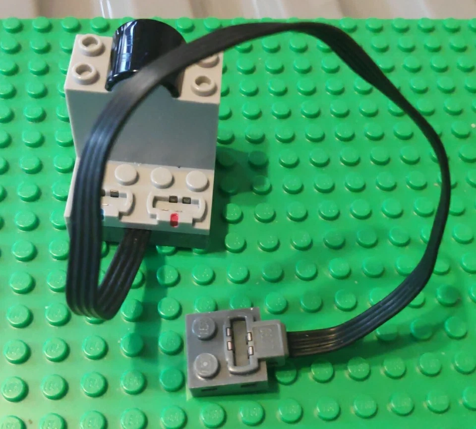 Lego 58123c01 Electric Power Functions Receiver Unit - Image 1 of 1