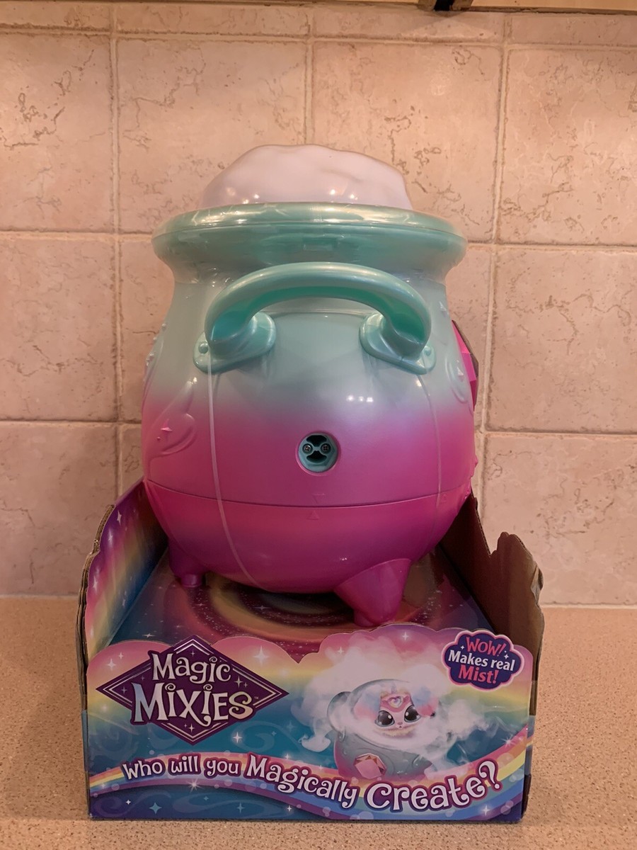 Magic Mixies Magical Misting Exclusive Rainbow with 8 inch Plush