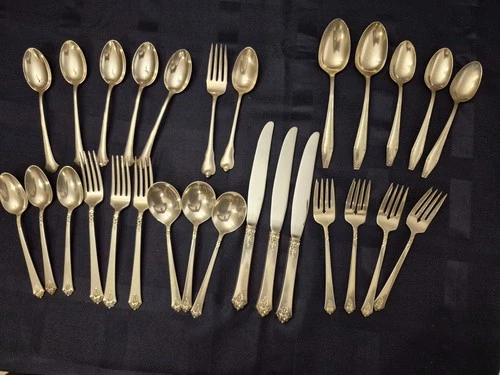 Sterling Silver 925 Scrap or not 826 grams + knives Royal Crest, Towle, Wallace