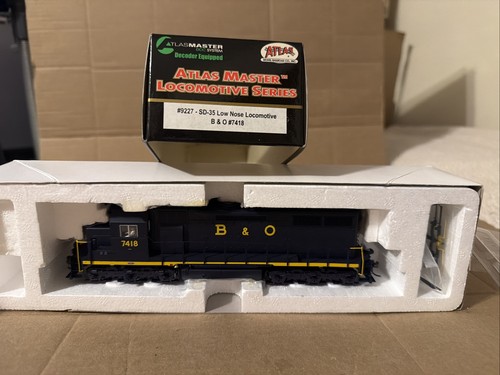 Locomotora diésel Atlas Master Series HO #9227 SD-35 nariz baja B&O con CCC | Condition: New
