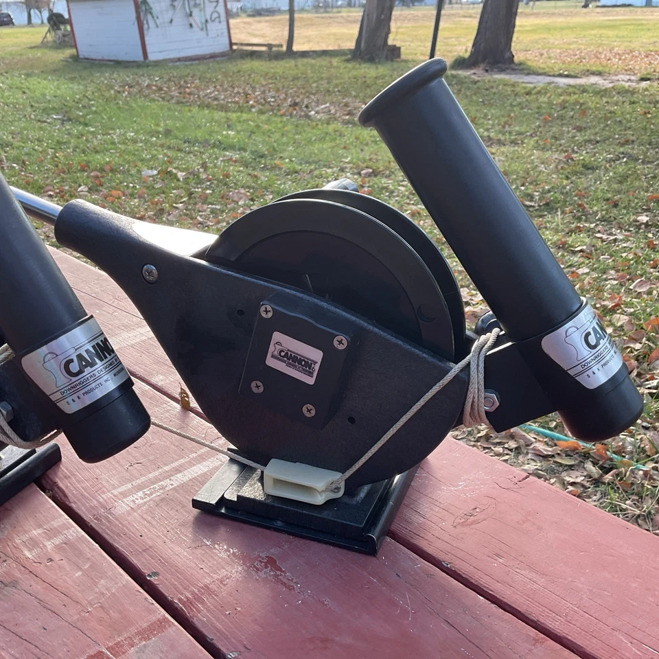 PAIR OF CANNON EASI TROLL DOWNRIGGERS WITH ROD HOLDERS, CABLE, COUNTERS NICE!!! - Image 4 of 4