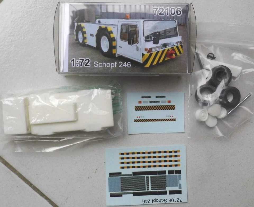 Flugzeugschlepper Schopf 246 -  Flughafenbetrieb   - 1:72  bs-design