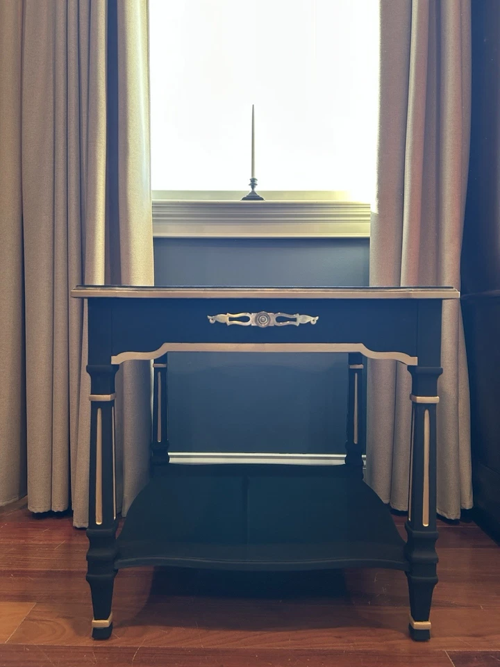 Drexel Mid-Century End Table  - Image 4 of 4