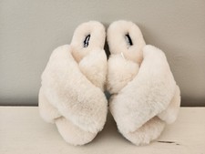 Super Soft Fuzzy Faux Fur Lands End Cream Cross Band Slippers Ladies Size 6