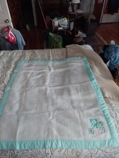Vintage Cuddle Time Acrylic Baby Crib Blanket 35" x 42.5" Bear Dreams New NWOT