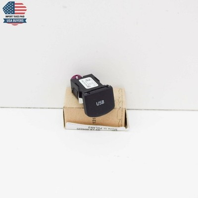 VW Polo Derby Vento Ind Vento Usb Socket With Cover Genuine 6C0035726C