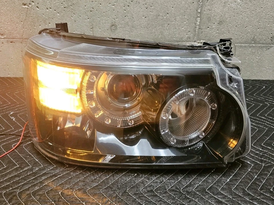 Farol bi-xenônio direito genuíno Land Rover Range Rover Sport L320 2012-13 - Imagem 4 de 4