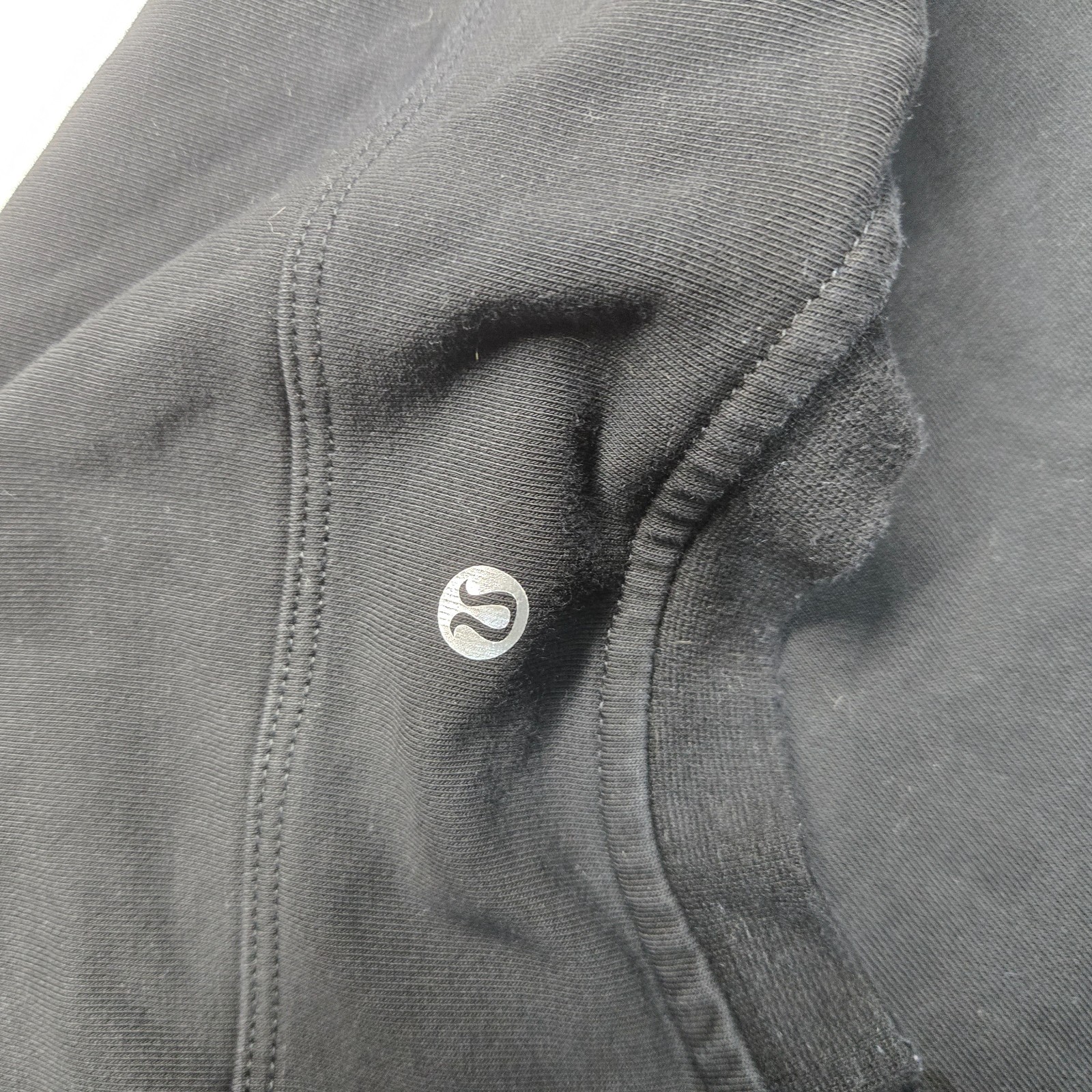 LULULEMON Solid Black Long Sleeve Pull-Over Sweat… - image 3