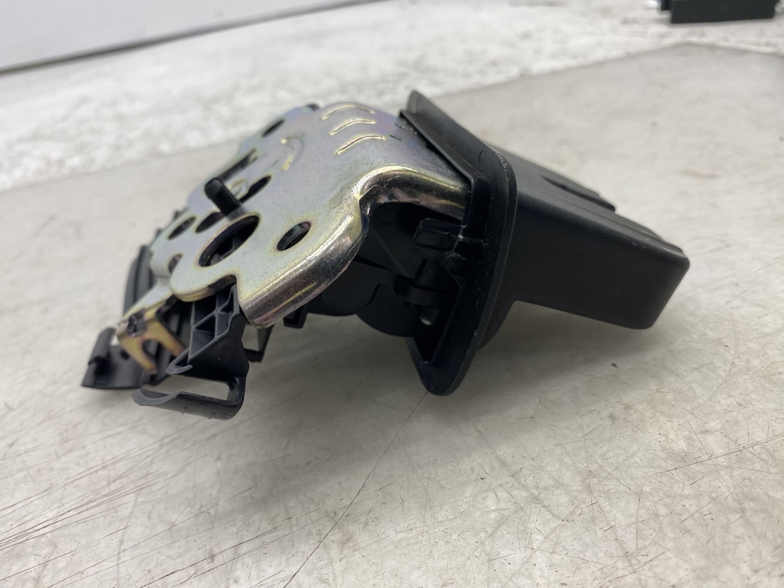Bentley Flying Spur 2013-2018 REAR Door lock actuator