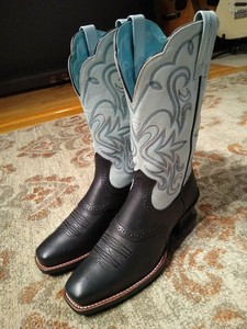 bota ariat bico quadrado