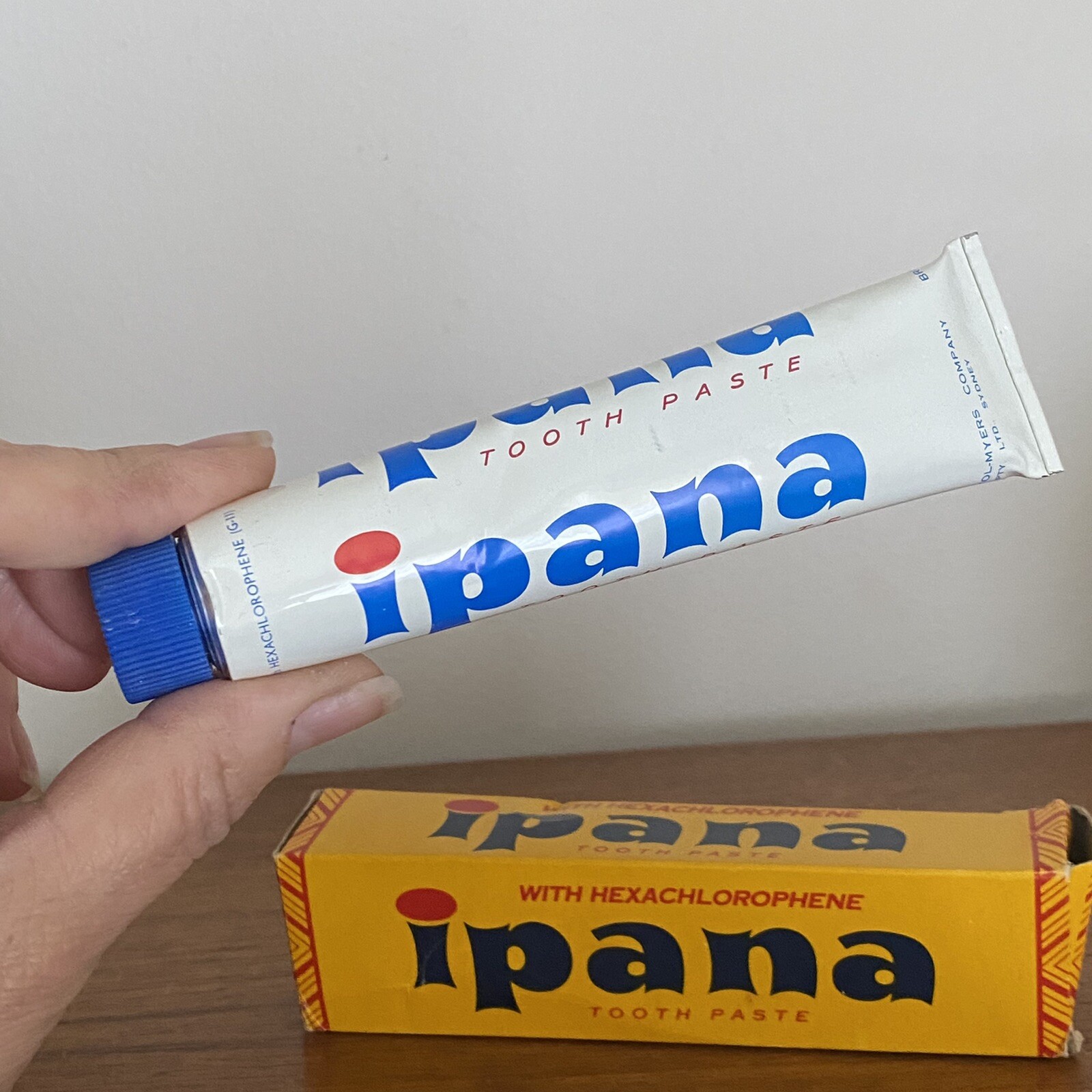 RARE 1X Vintage 50s IPANA Fluoride PLUS 3 1/2 OZ Toothpaste METAL Tube