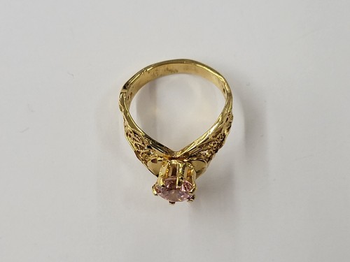 Vintage Ladies Gold-Tone Pink Cubic Zirconia Heart Shaped Ring Size 6 Unbranded - Picture 6 of 6