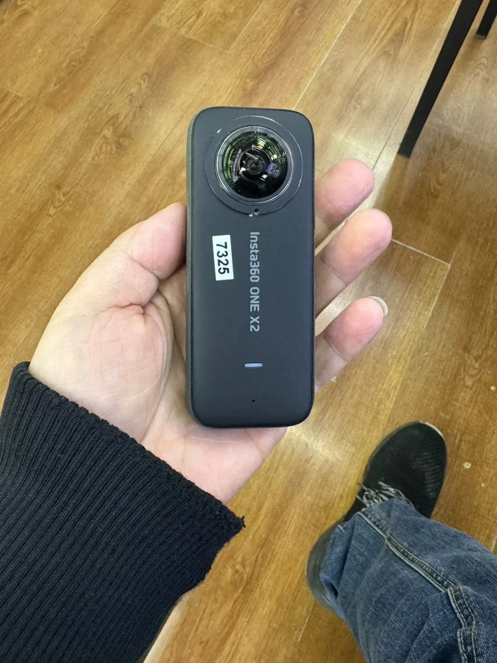 Cámara de acción Insta360 ONE X2 360 grados estabilización 5,7K impermeable Foto 3 de 4