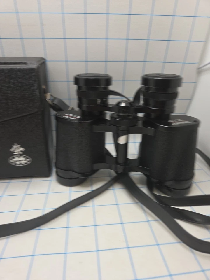 VTG Tasco Model 308 Binoculars 8x30 Black with Original Carrying Case Light - Image 2 of 4