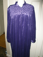 Vintage National Purple Long Bathrobe Robe Large Zips EUC