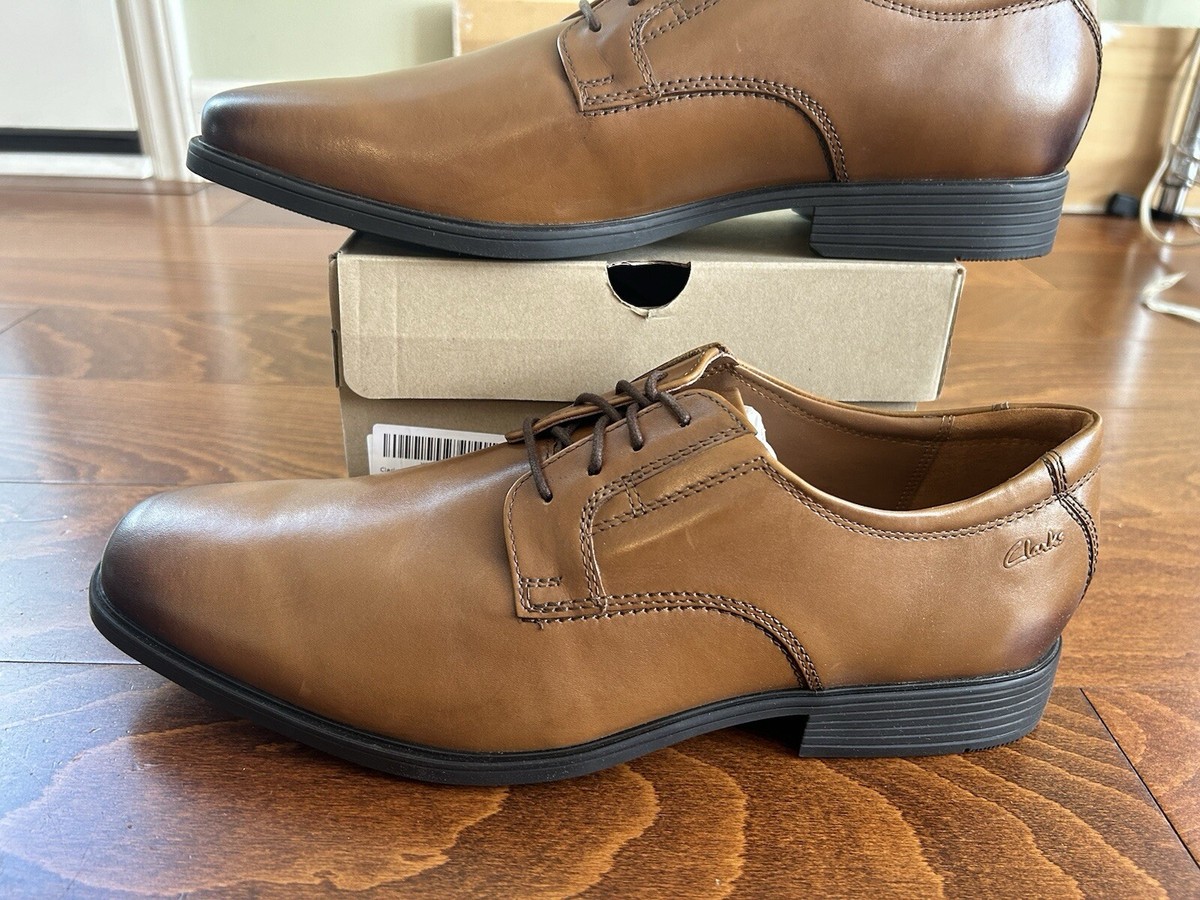 靴 Clarks Tilden Plain 9G (43) Amazon.com | Clarks Men's Tilden Plain Oxford, Dark Tan Lea