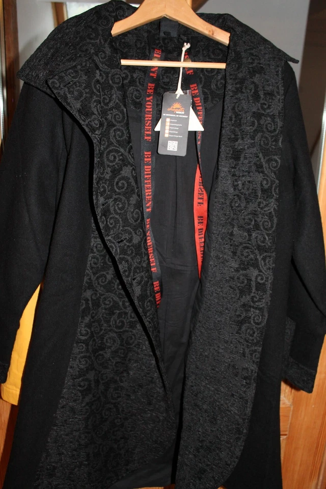 Chapati Mantel Wolle schwarz  Gr.XXL(44-48); UVP. 189, -€  toller Schnitt,  Neu - Bild 2 von 4