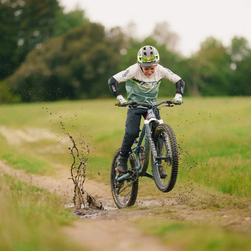 Leatt Enduro 3 Youth MTB Pant Black - Picture 6 of 9
