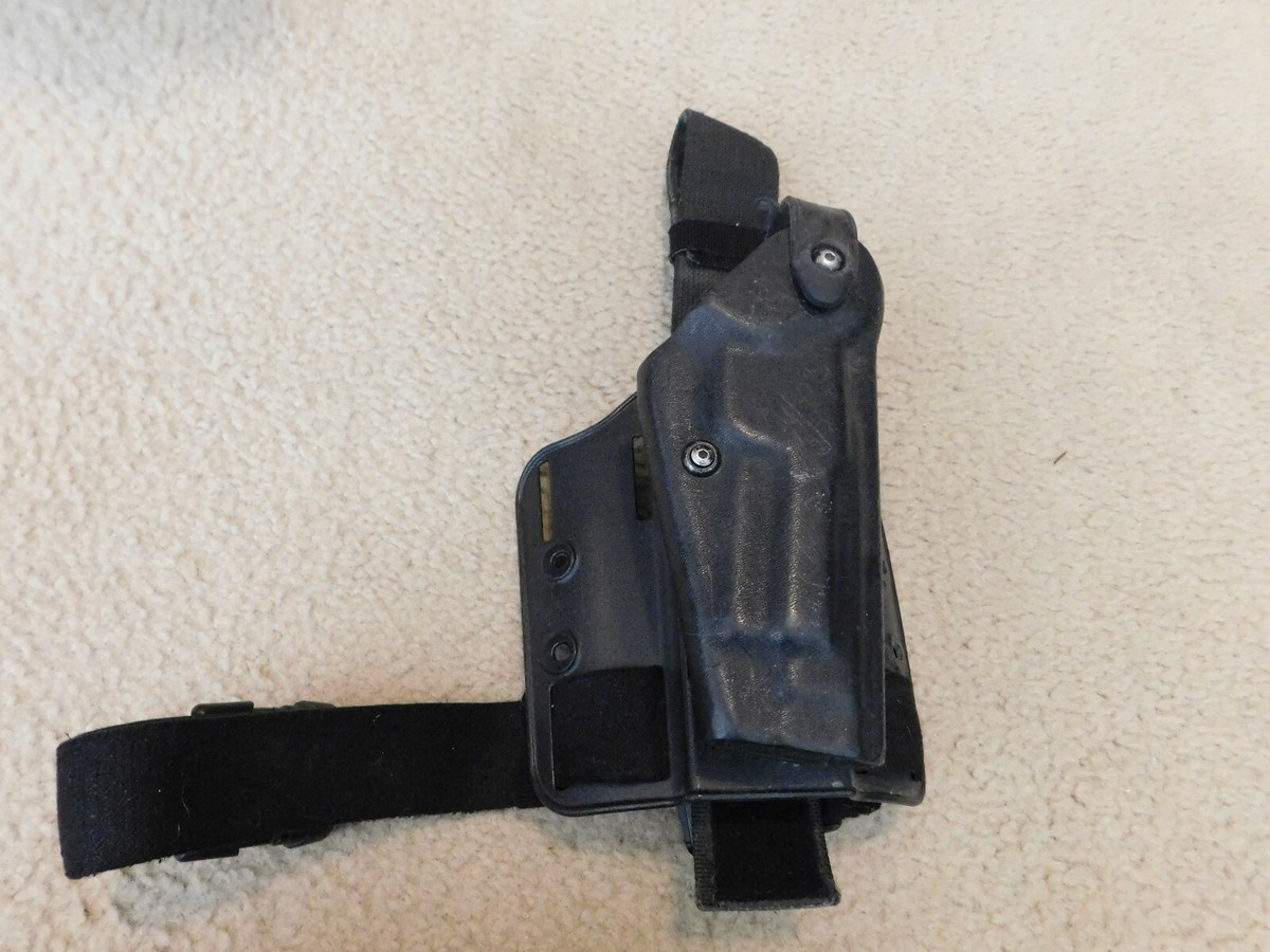 SAFARILAND サファリランド 6004 Beretta 92 ホルスター SAFARILAND 6004/73 BLACK RIGHT HANDED BERETTA 92/96 HOLSTER