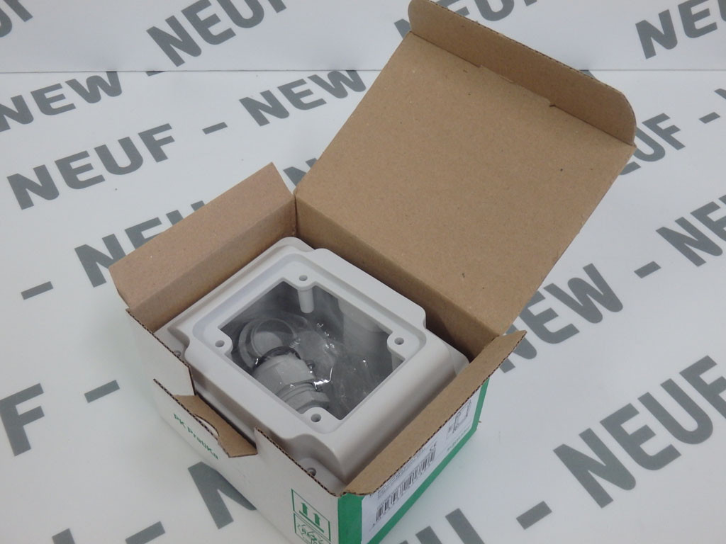 PKZ085 - SCHNEIDER - PKZ085 / Caja Superficie para Enchufes 65x85 Nuevo
