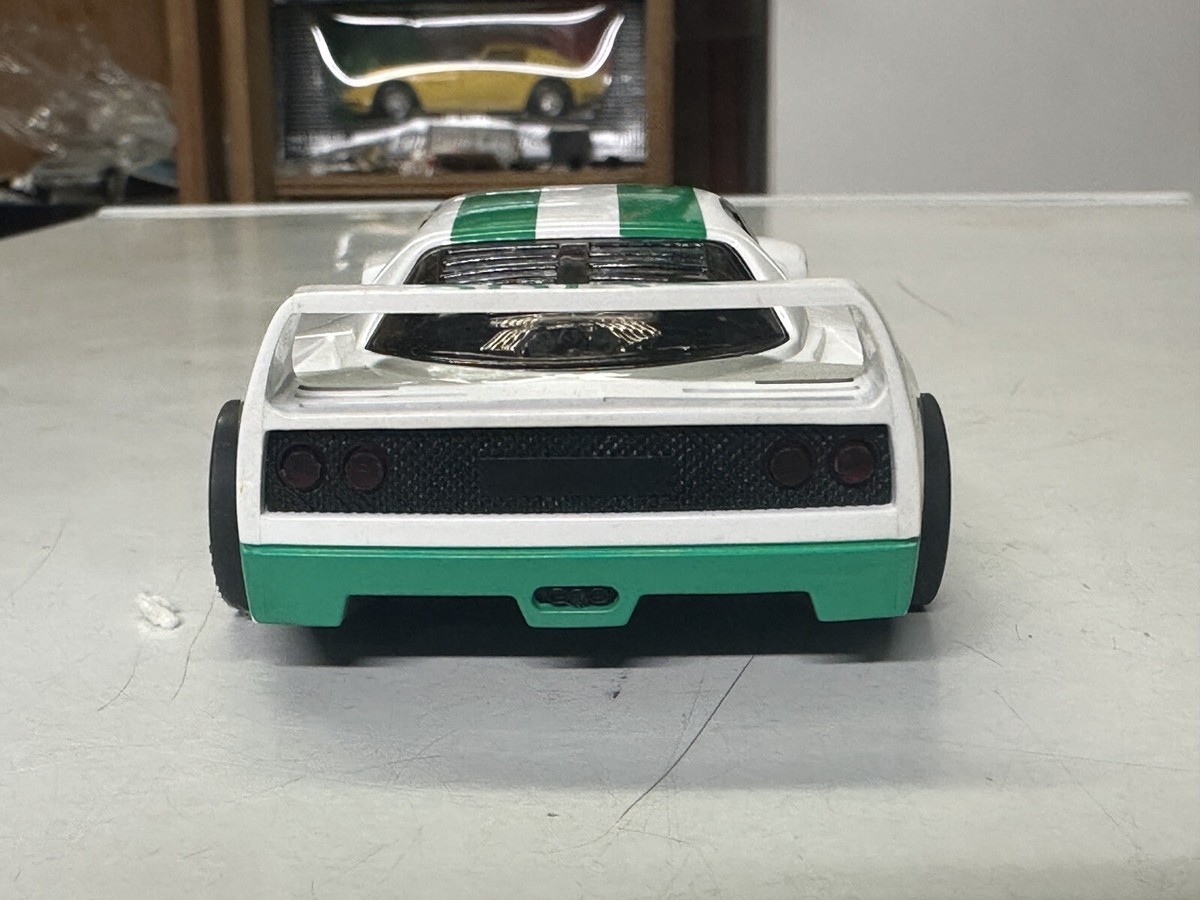 【スロットカー】Scalextric（Hornby）スーパー7（71号車銀） Scalextric :: Hornby Hobbies