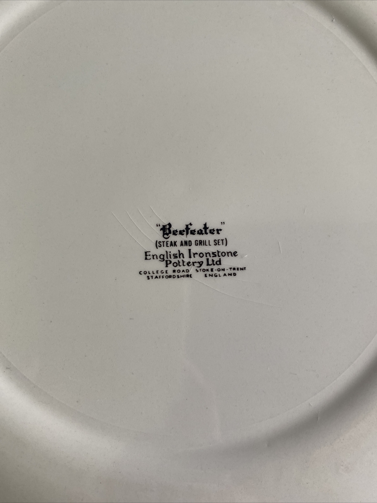 VINTAGE 70S BEEFEATER STEAK PLATE STAFFORDSHIRE IRONSTONE CARTWRIGHTS