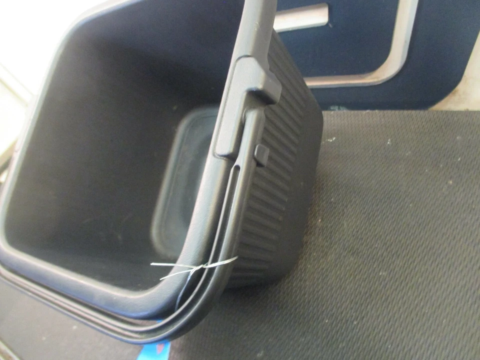 Suzuki Aerio SX 2005 camioneta OEM de fábrica escotilla trasera maletero bandeja de almacenamiento canastilla Foto 3 de 4