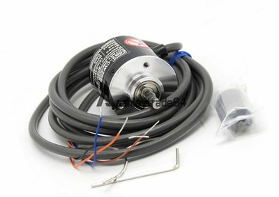 1PCS NEW   60P Incremental Rotary Encoder 60p/r 12~24V DC E6B2-CWZ5B PNP *la