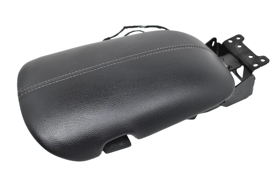 Ford Mustang 2015-2023 consola central cuero negro reposabrazos tapa superior OEM Foto 3 de 4