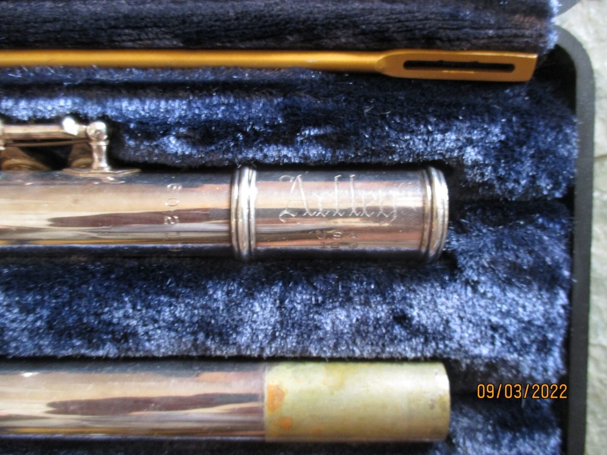 Artley brand Flute w/ Hard Case | eBay