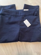 NWT Croft  Barrow Ladies Navy Capri Mid Rise 10R