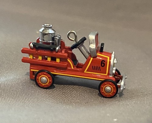 Hallmark Keepsake Ornament Murray 1924 Toledo Fire Engine 6 Kiddie Car Classics - Picture 3 of 7