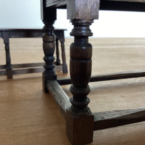 1:12 scale Tudor Refectory Table and Two Benches. Escutcheon. Used - Picture 2 of 12