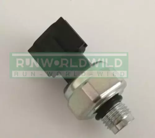 1PCS NEW Hitachi ZX470 6WG1 8-97328898-0 42CP13-1 Oil Pressure Sensor
