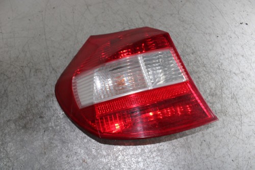 BMW 1er E87 120D 120kW Rücklicht Rückleuchte links 6924501