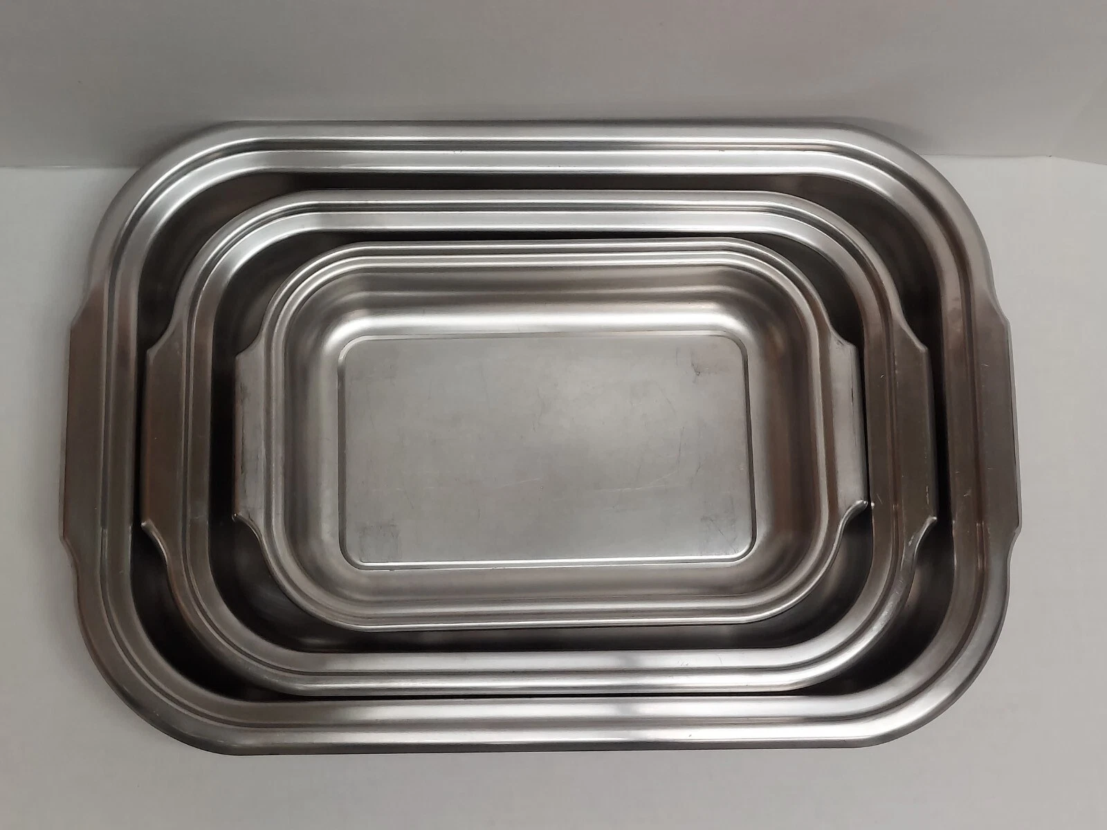 Farberware Stainless Steel Oven Roasting Pan YOUR CHOICE Small, Medium, or Large
Opens in a new wind