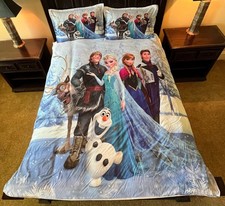 Disney Frozen Twin / Twin XL Comforter quilted insert  2 Pillow Shams Anna Elsa
