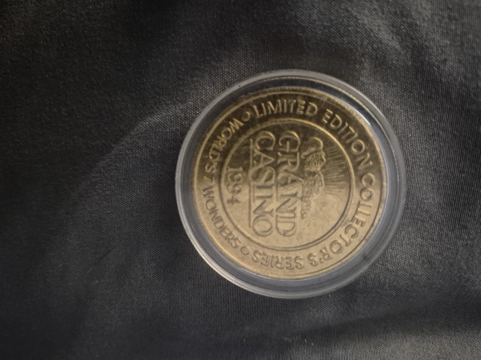 1994 Grand Casino 7 Wonders Taj Mahal Brass Collector's Token - Image 2 of 2