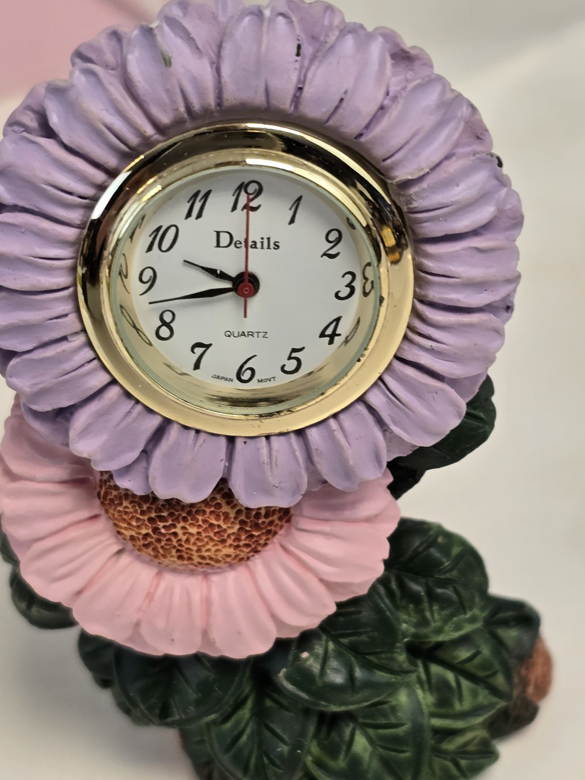 Vintage Small Table Girls Kids Clock Purple Pink Flowers 3" Tall NIB New Battery