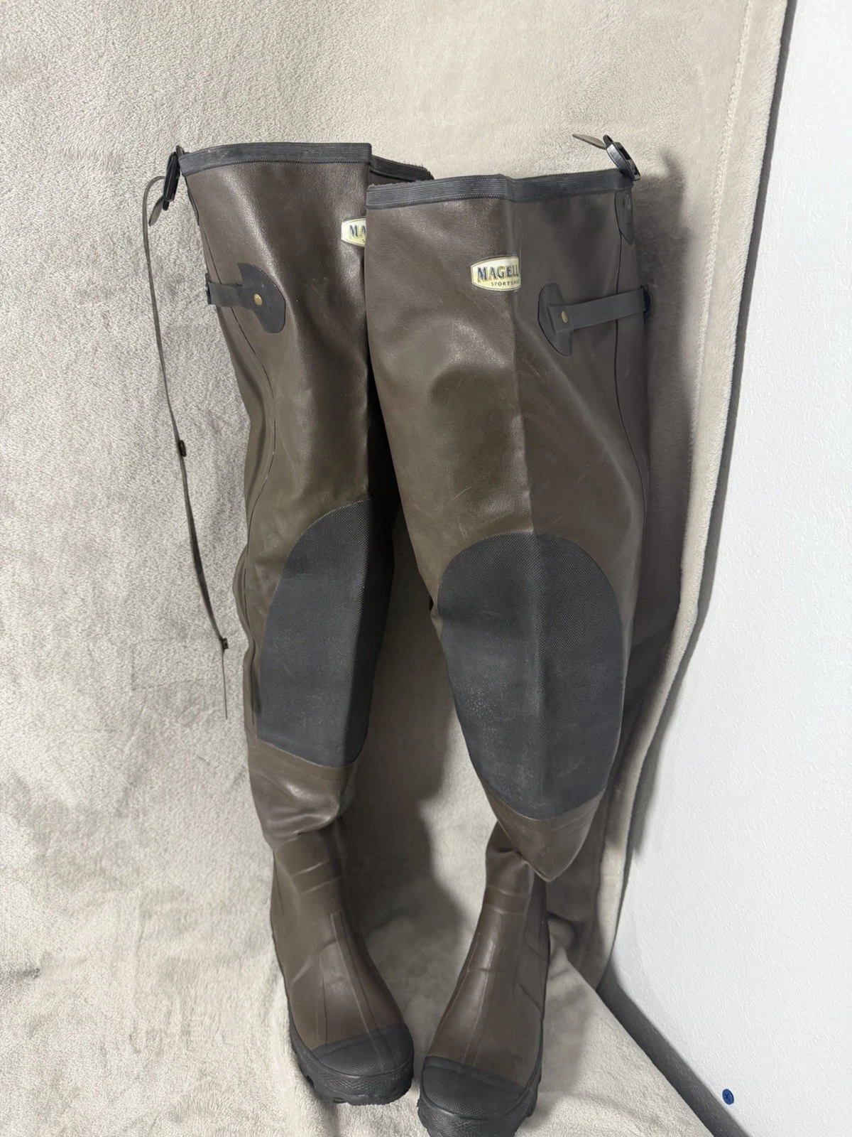 Magellan Brown Rubber Fishing Gear Outdoors Men's Steel Shank Hip Boots Size 8