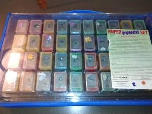 40 Pieces Cutting Edge Scrapbooking Paper Shape Punch Set & Case