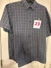 Men  s Van Heusen Shirt Size 16.5