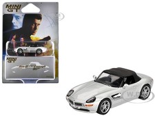 BMW Z8 SILVER JAMES BOND 007 "THE WORLD IS NOT ENOUGH" 1/64 BY MINI GT MGT00906